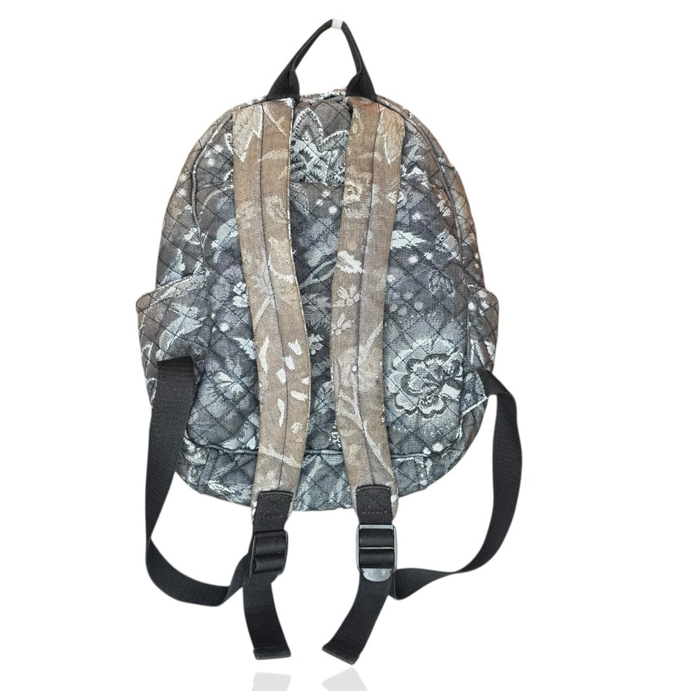 Vera Bradley Cloud‎ Gray Paisley Print Quilted Fabric Backpack - Picture 4 of 7